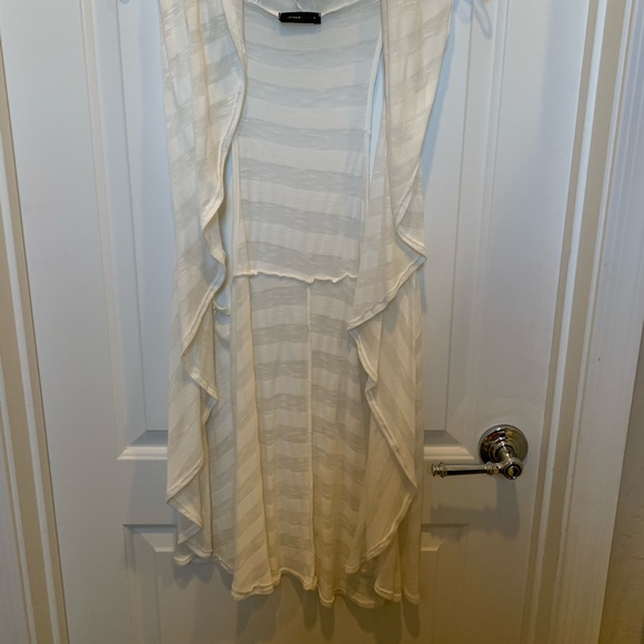 Cream shawl - Picture 2 of 3